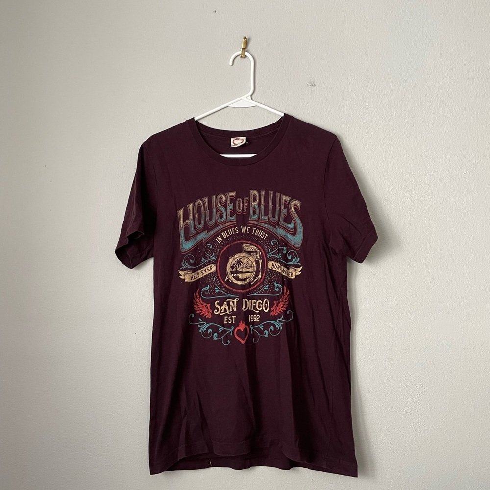 Help Ever Hurt Never Women's Brown "House of Blues" Graphic Short Sleeve Shirt M